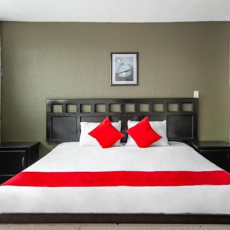 Hotel Halley Леон Экстерьер фото