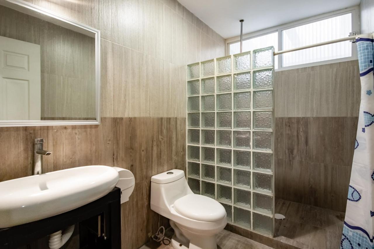 Hotel Halley Леон Экстерьер фото