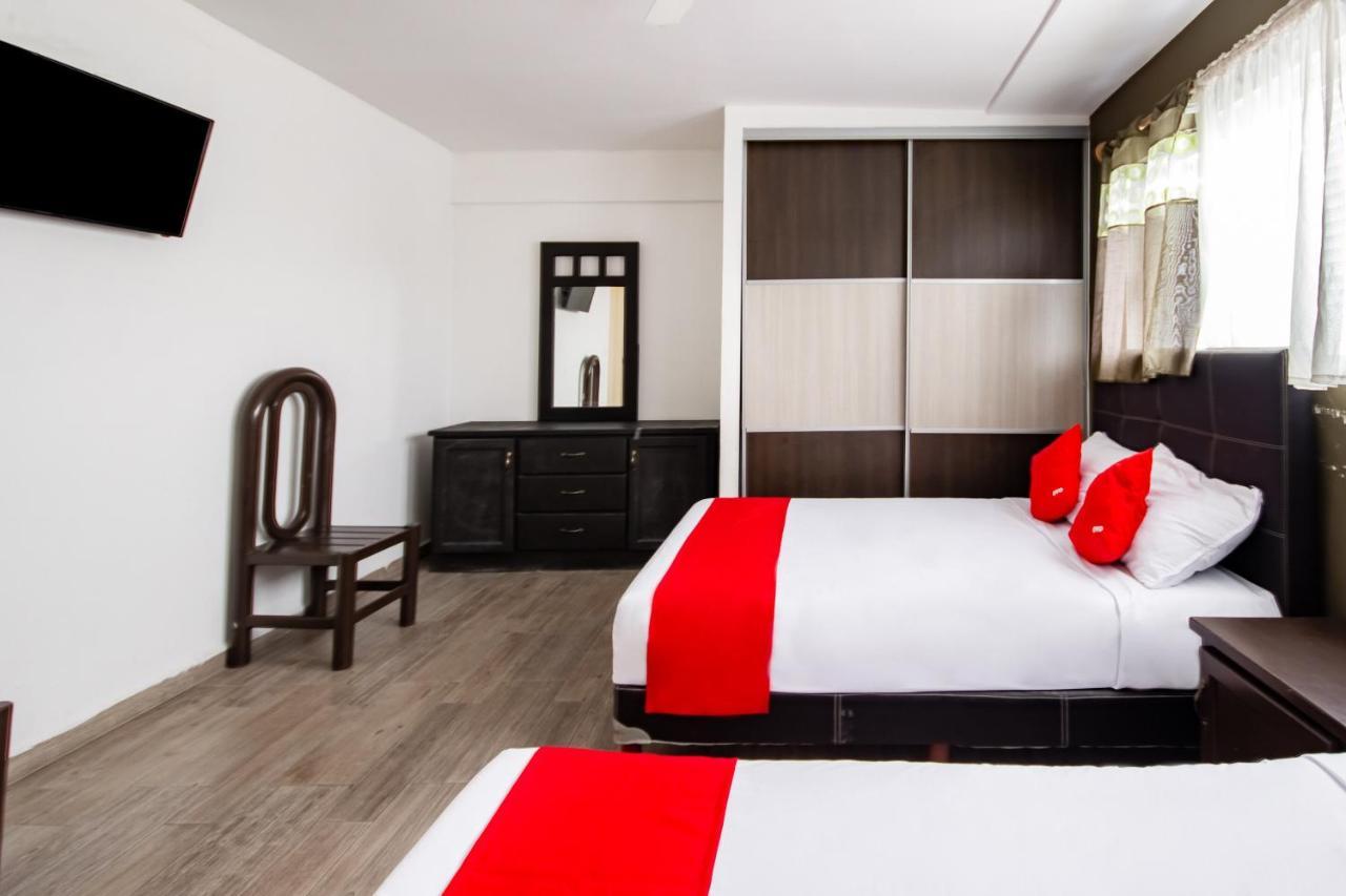 Hotel Halley Леон Экстерьер фото