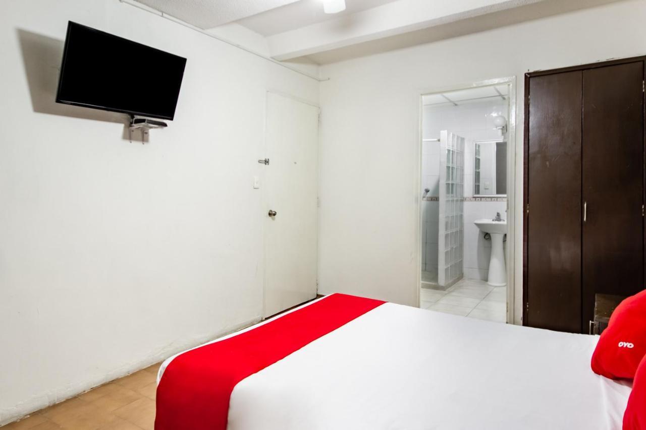 Hotel Halley Леон Экстерьер фото