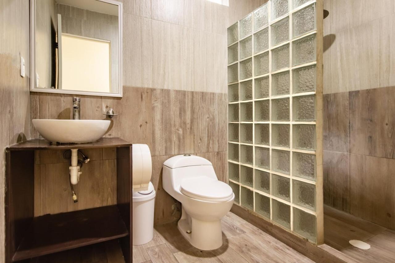 Hotel Halley Леон Экстерьер фото