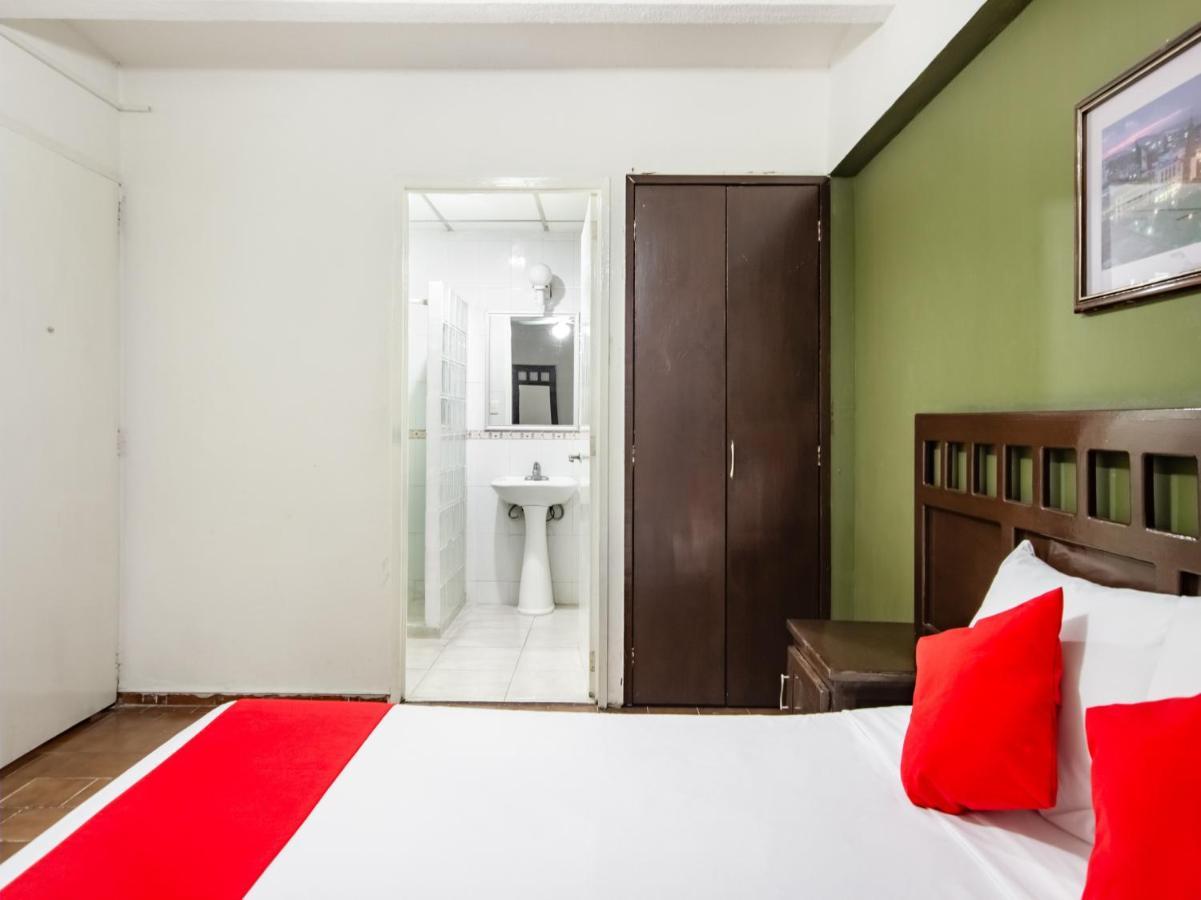 Hotel Halley Леон Экстерьер фото