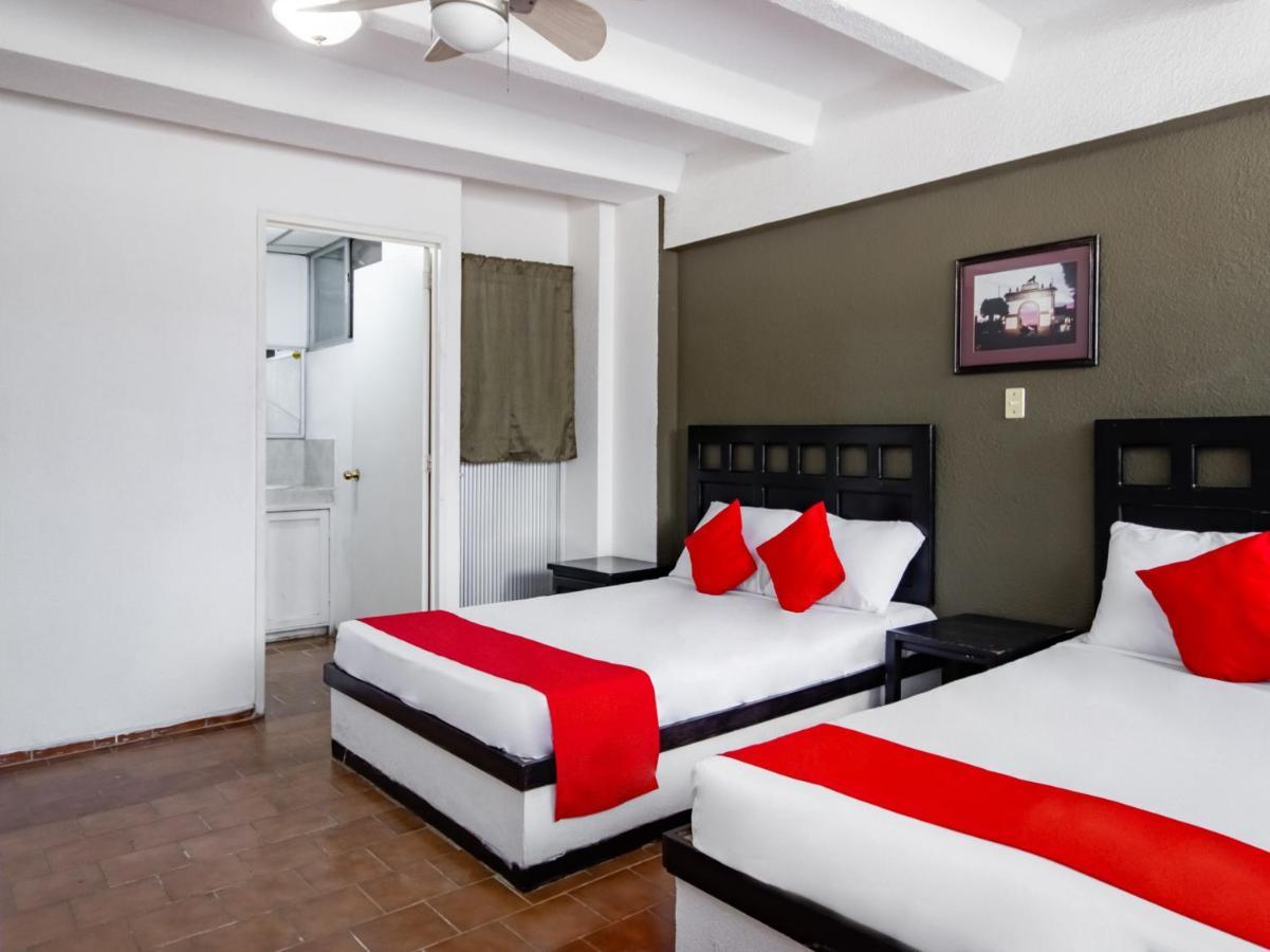 Hotel Halley Леон Экстерьер фото