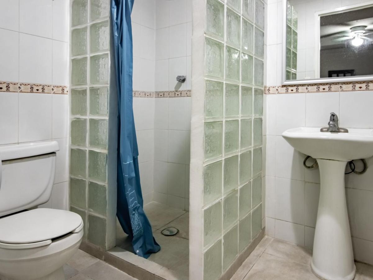 Hotel Halley Леон Экстерьер фото