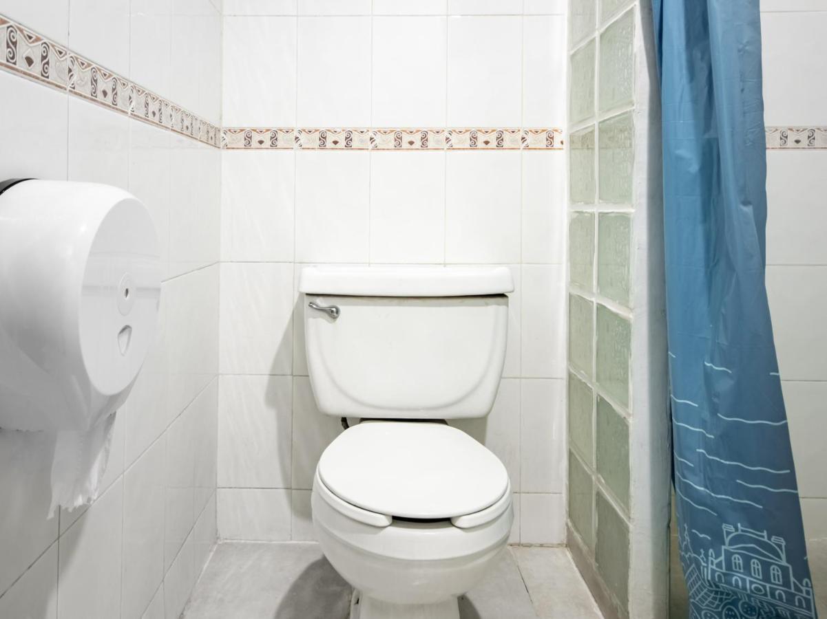 Hotel Halley Леон Экстерьер фото